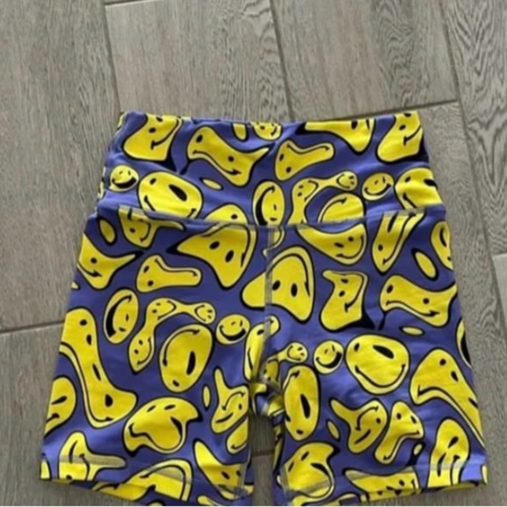 ISO!!! Fleo smiley face biker shorts